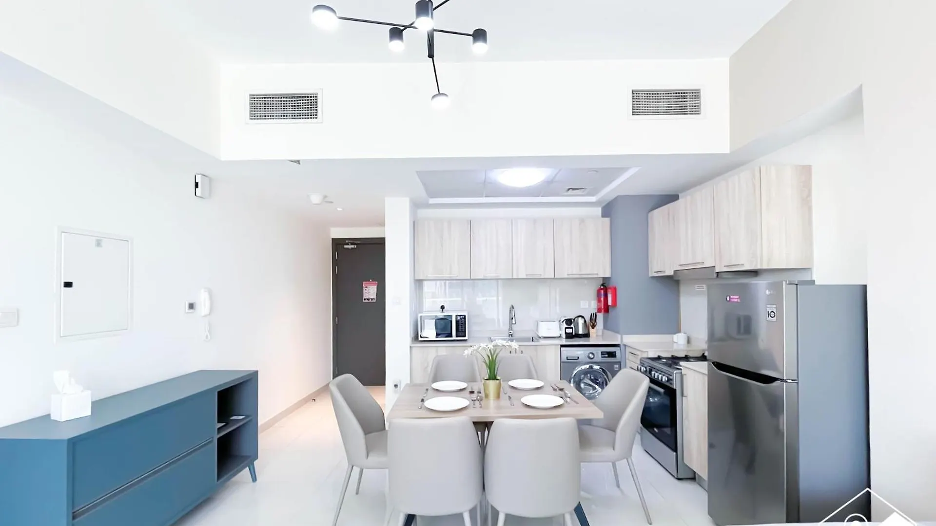 Luxury At Ag Tower Business Bay & City Views Dubai United Arab Emirates